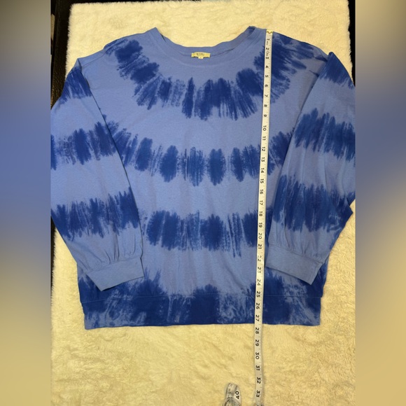 KORI AMERICA size large blue tie-dyed - Picture 6 of 6